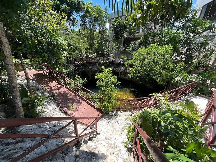 Adora H30 - Luxe Studio W/ Outdoor Tub & Private Cenote Tulum Apartment